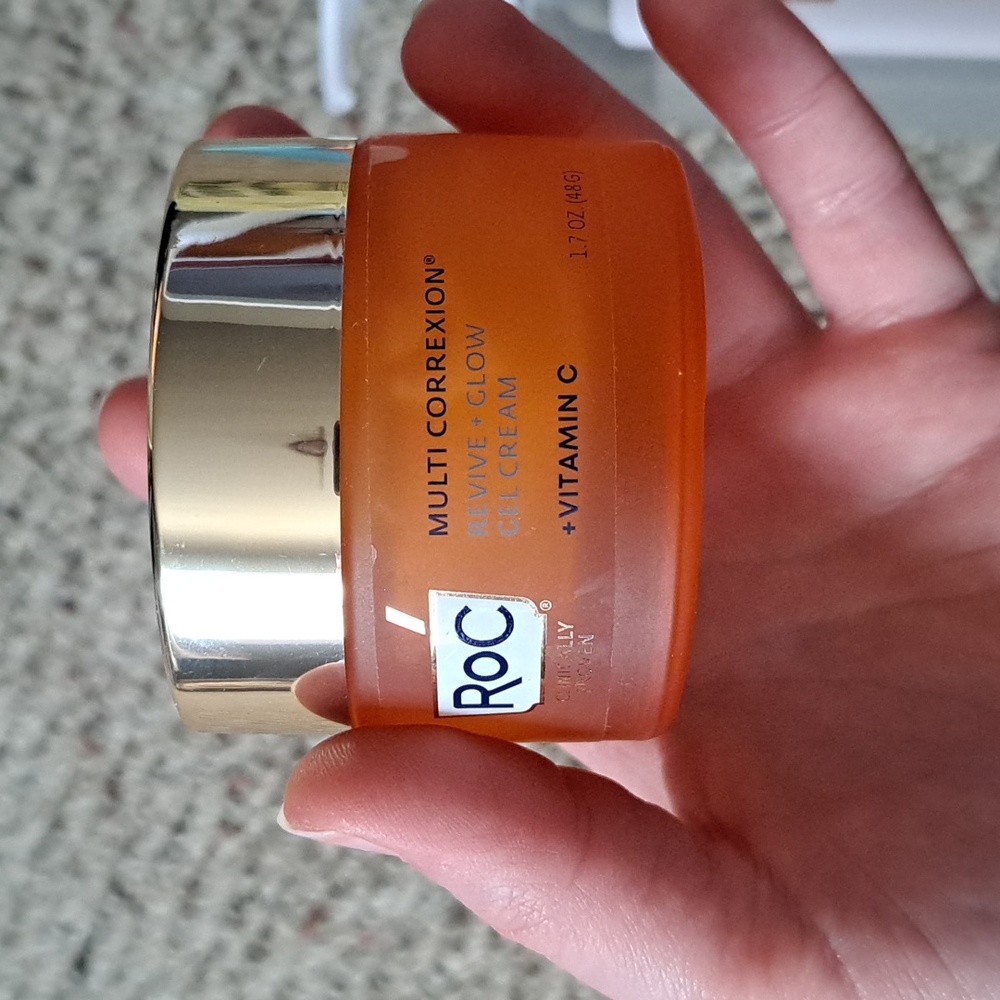 Full Size Beauty Products - Picture 2 of 6